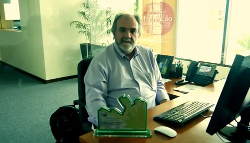 Reconocimiento por 20 años tejiendo redes