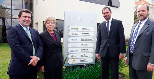 Visitas a la Casa de Internet