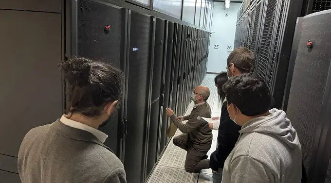 Witnessing the Signing of the .UY Zone